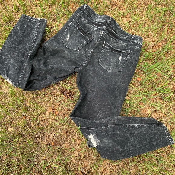 LOVE AND LEGEND SIZE 14 JEAN NWOT - Picture 4 of 7